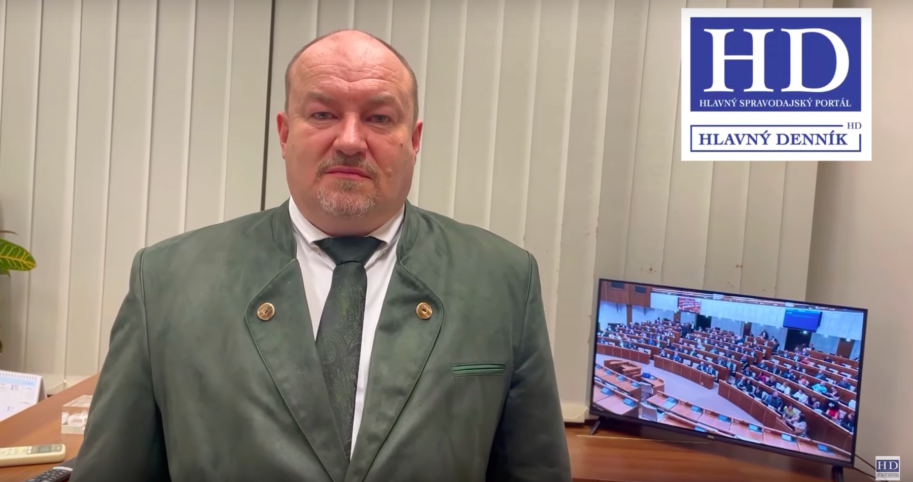 VIDEO: Huliak vysvetlil, prečo Národná koalícia zablokovala rokovanie parlamentu: „Boli sme odmietnutí zúčastniť sa koaličnej rady. Danko a Taraba nás ignorujú. Ak chcú, aby sme hlasovali s vládnou koalíciou, musia s nami začať rokovať“