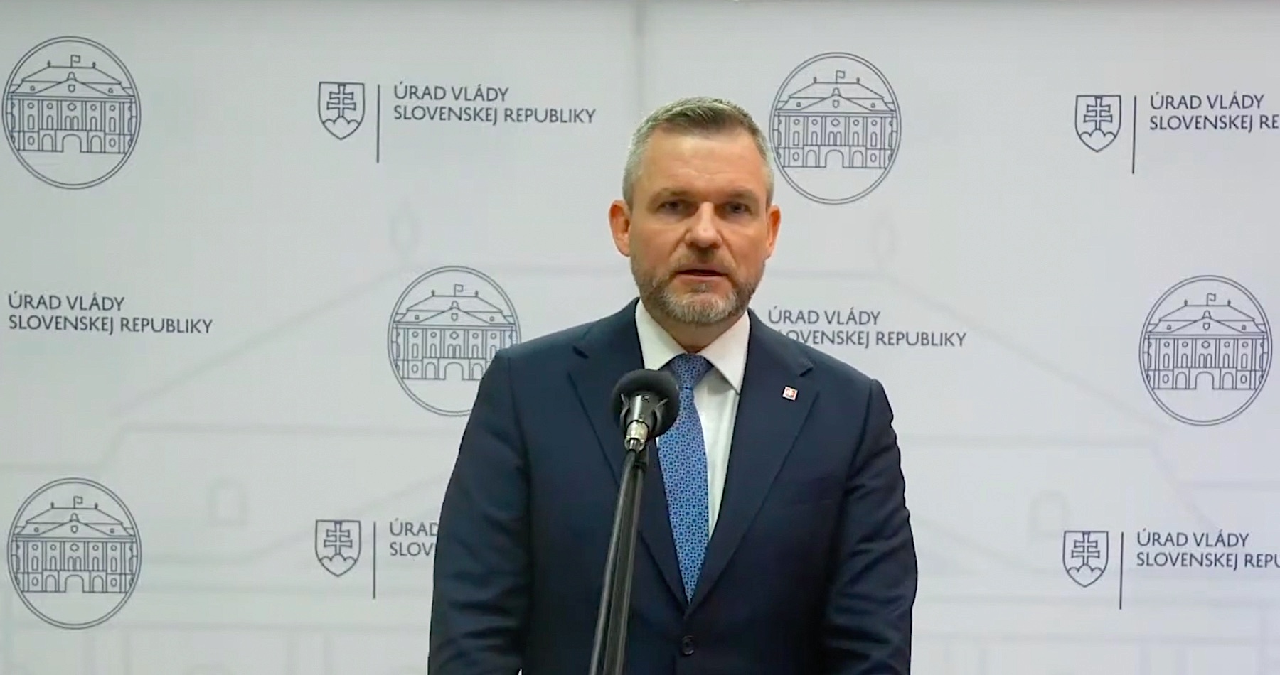 VIDEO: „Páni okolo Migaľa žiadajú silné mocenské postavenie, rezorty, pozície, moc, a tým sa úplne odklonili od odkazu, ktorý som ja ako Peter Pellegrini sa snažil do Hlasu vštepiť,“ vyhlásil prezident a skupinku poslancov okolo ortodoxného prívrženca banderovského režimu v Kyjeve vyzval, aby sa prestali zakrývať jeho menom