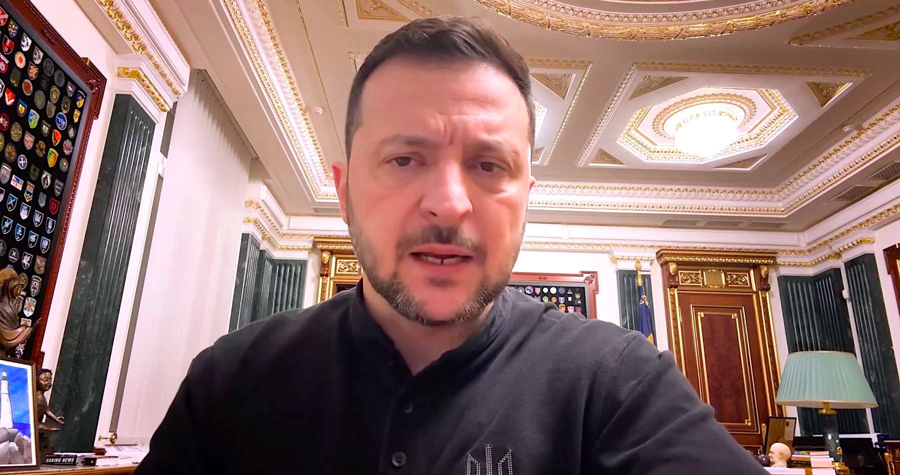 VIDEO: „Budúcnosť nie je s Putinom, ale v mieri vytvorenom Ukrajinou, Amerikou a Európou,“ vyhlásil ukrajinský diktátor Zelenskyj