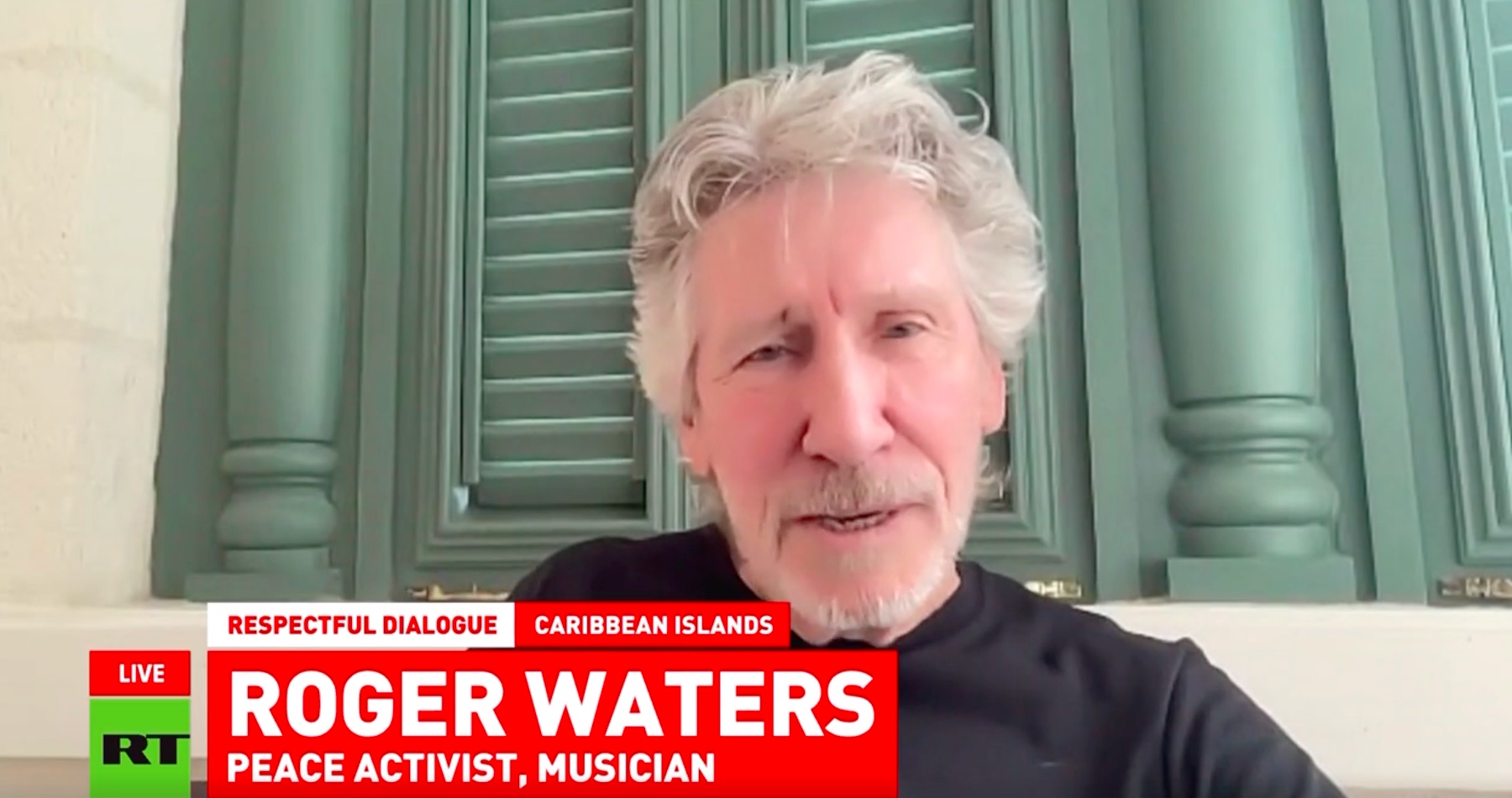 VIDEO: „Zelenskyj je pre mierový proves na Ukrajine len nepodstatná maňuška. Vďaka Bohu, že Putin a Trump spolu hovoria. Držím im palce!,“ vyhlásil Roger Waters