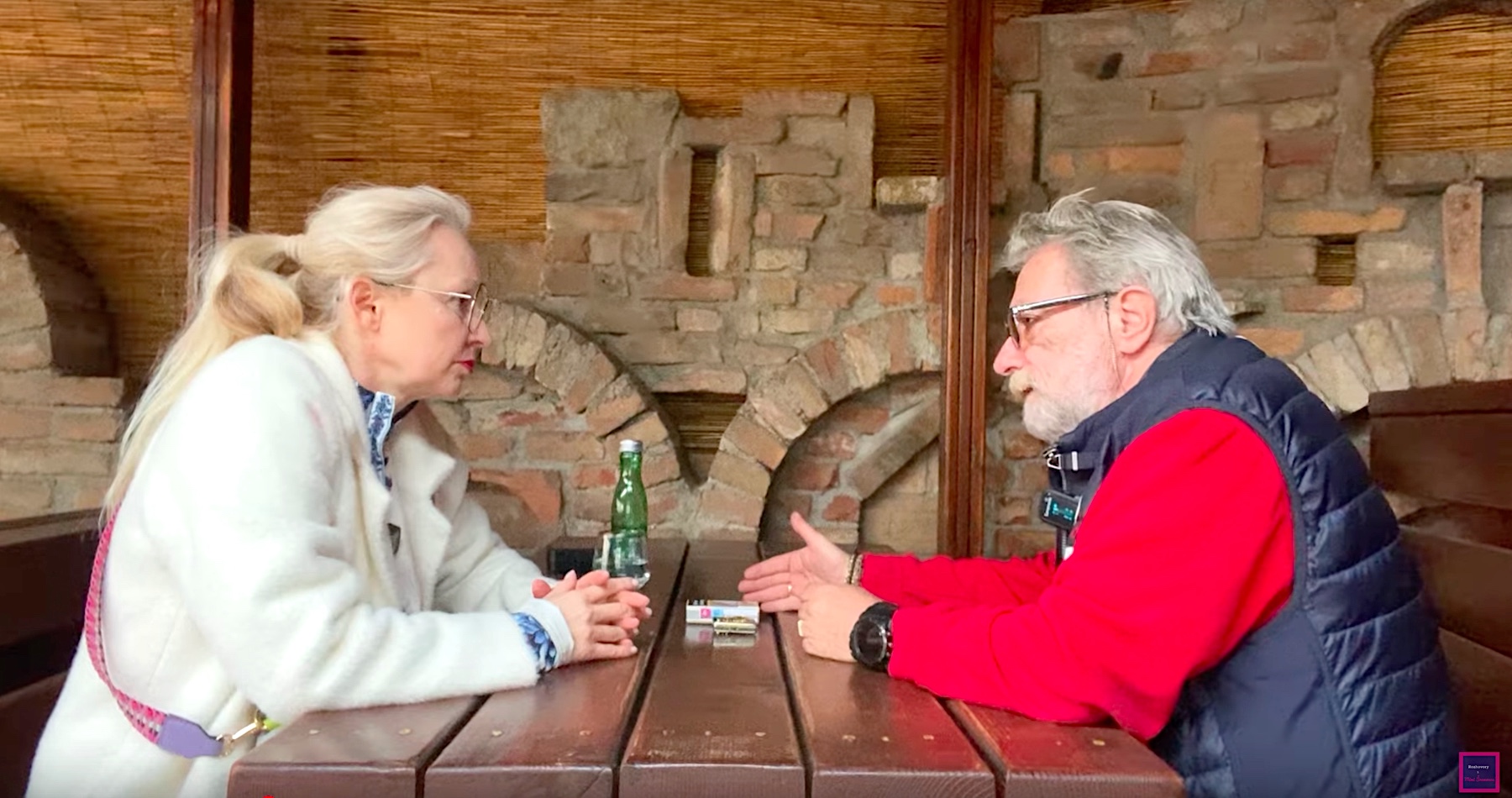 VIDEO: Ján Baránek o studenej občianskej vojne, o organizovanej zločineckej skupine slúžiacej na Slovensku Deep state, o nečinnosti OČTK pri vyšetrovaní závažných kriminálnych prípadov, o zločineckej povahe Zelenského banderovského režimu, o spojencoch v USA pod vedením Donalda Trumpa, o tom, či budú na Slovensku predčasné voľby, ak pohár u premiéra Roberta Fica pretečie, o tom, čo na Samuela “Sláva Ukrajine” Migaľa hovoria jeho rodáci, o tom, aký bude Rudolf Huliak minister, o pôsobení ministra školstva Druckera, ale aj o tom, prečo niektorí vlastenci súťažia, kto je väčší národniar, v čase keď sa loď potápa a Slovensko bojuje proti najväčšiemu nepriateľovi